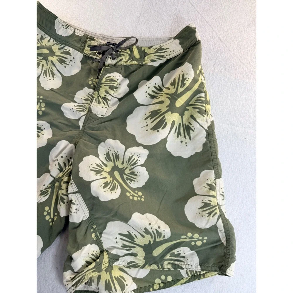 Patagonia Mens 36 Board Shorts Olive Green White Hibiscus Floral Swim Trunks
